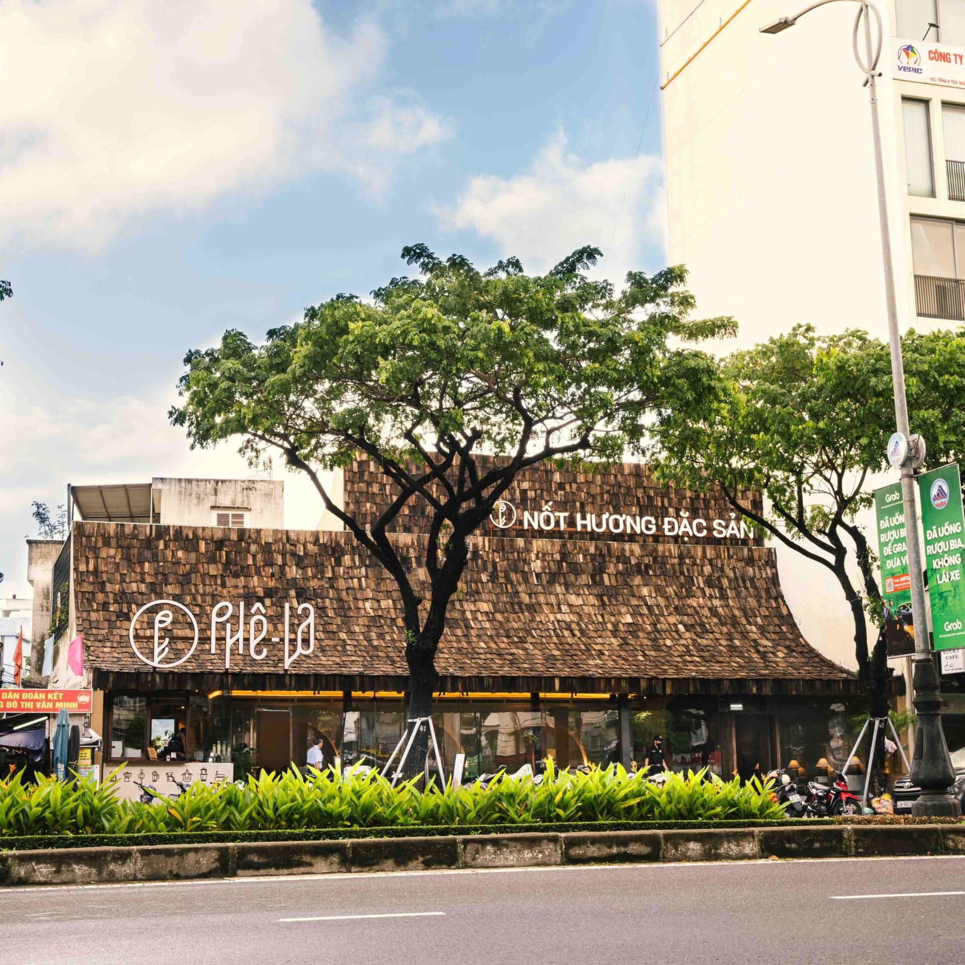 PHÊ LA ĐÀ NẴNG